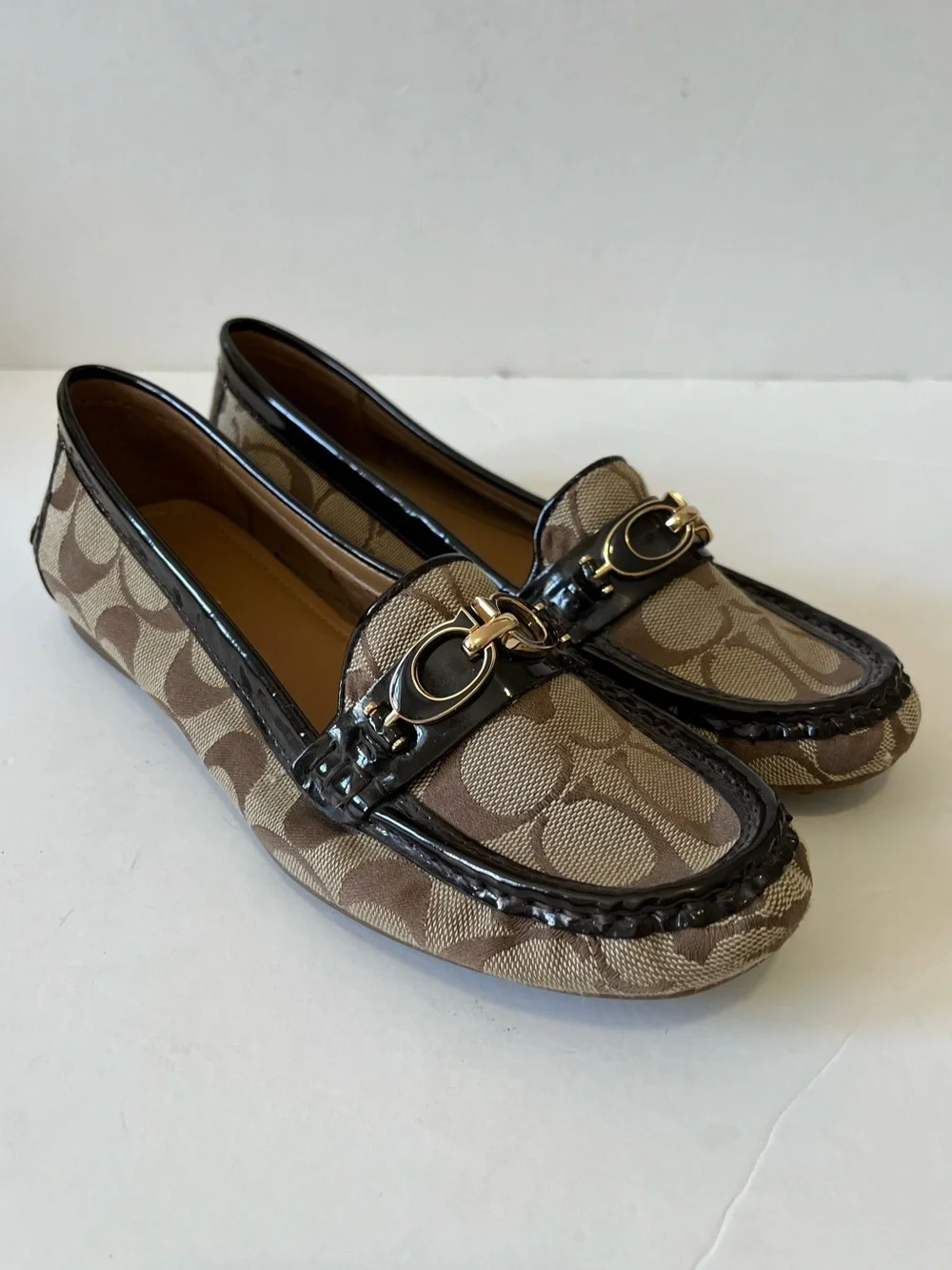 Coach fortunata Brown Signature Canvas logo Gold driving Loafers size 7.5B